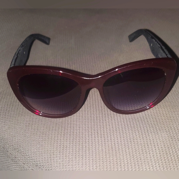 Dior Sunglasses - Picture 2 of 6